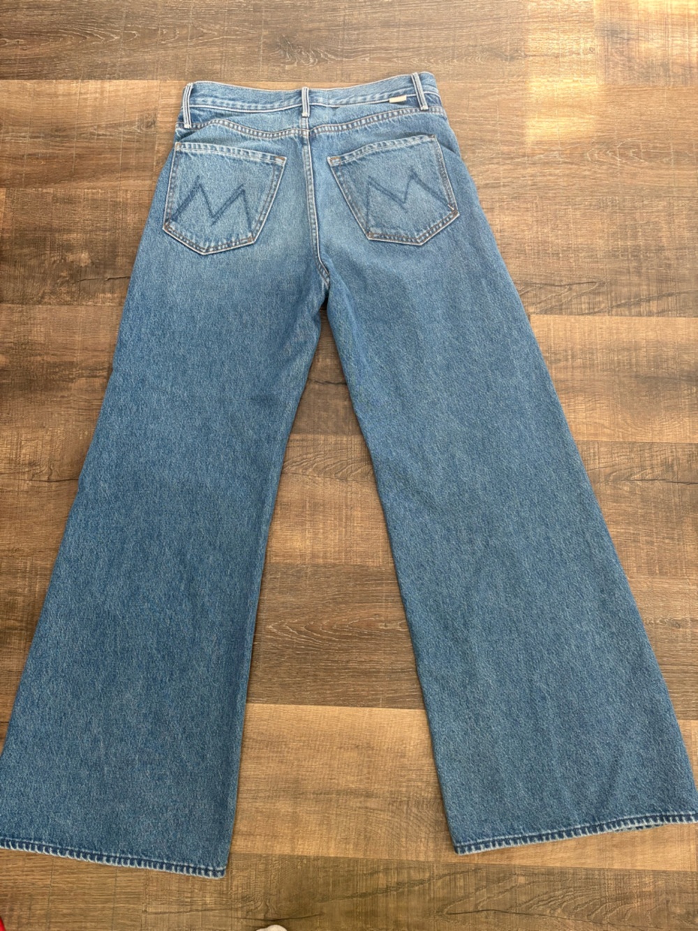 MOTHER. Snacks!! The Lemon twist jeans. Excellent pre owned condition. - Picture 3 of 4